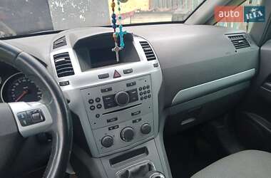 Минивэн Opel Zafira 2009 в 