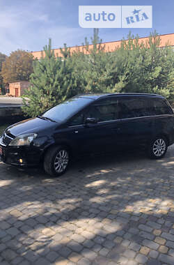 Минивэн Opel Zafira 2006 в Луцке