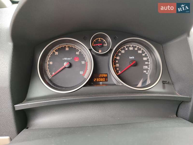 Минивэн Opel Zafira 2008 в Львове