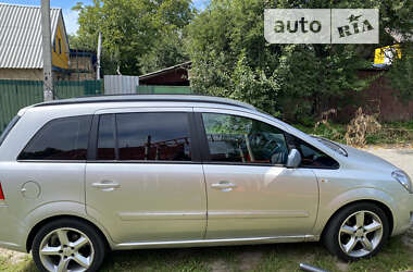 Мінівен Opel Zafira 2012 в Гостомелі