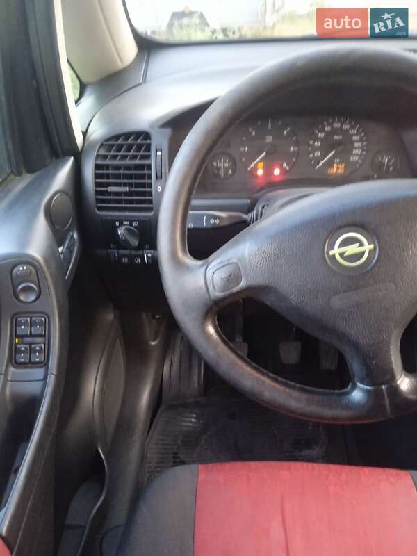 Минивэн Opel Zafira 2002 в Иванкове фото 12 Минивэн Opel Zafira 2002 в Иванкове