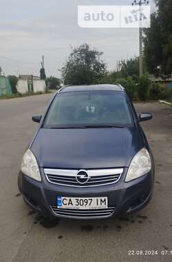 Минивэн Opel Zafira 2008 в Христиновке