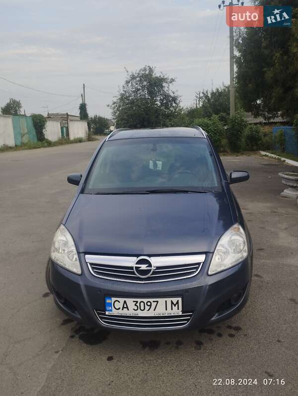 Opel Zafira 2008