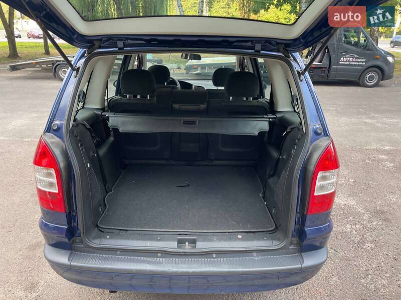 Минивэн Opel Zafira 2005 в Львове