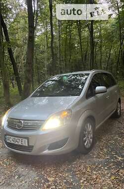 Мінівен Opel Zafira 2010 в Луцьку