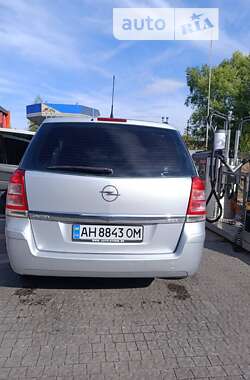 Мінівен Opel Zafira 2009 в Полтаві