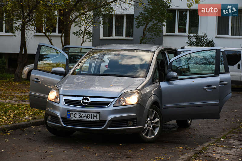 Минивэн Opel Zafira 2006 в Львове