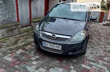 Мінівен Opel Zafira 2013 в Волочиську