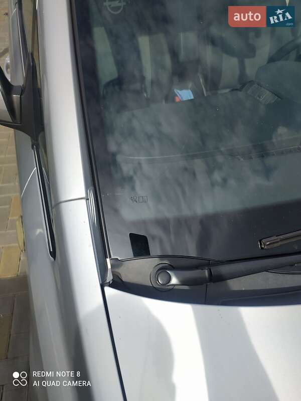 Минивэн Opel Zafira 2011 в Гайсине