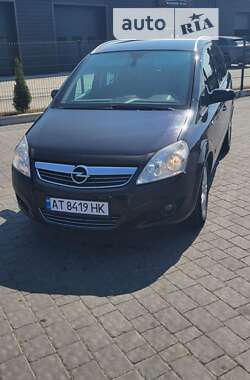 Мінівен Opel Zafira 2008 в Івано-Франківську