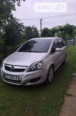 Мінівен Opel Zafira 2008 в Коломиї