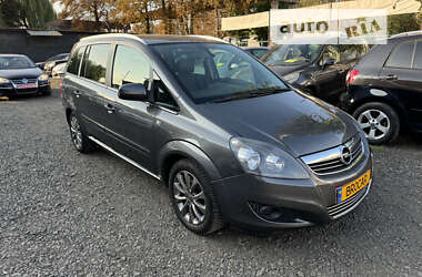 Мінівен Opel Zafira 2010 в Луцьку