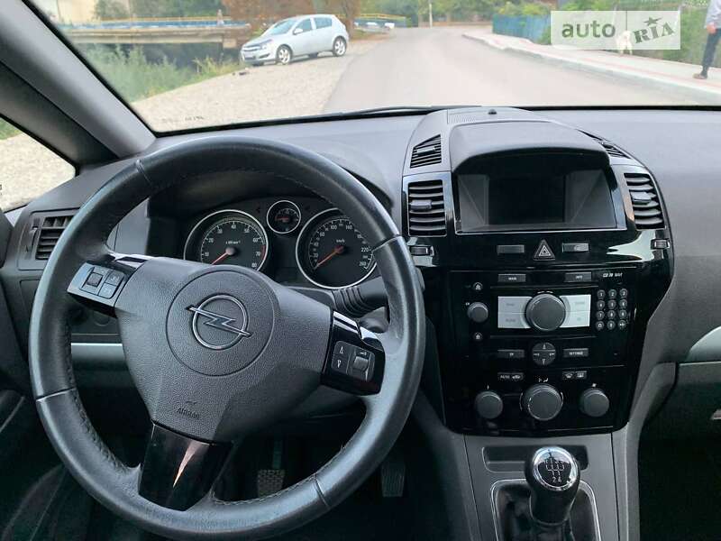 Минивэн Opel Zafira 2009 в Теребовле