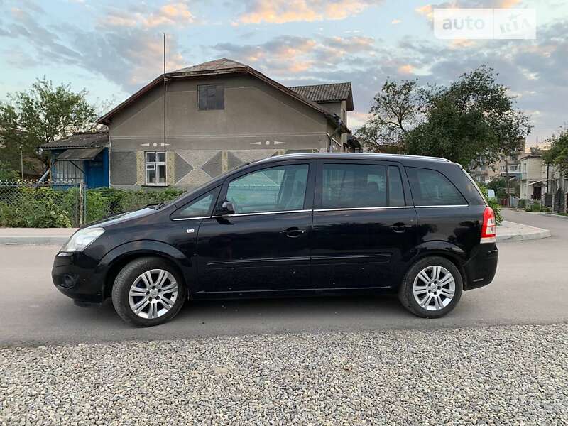 Минивэн Opel Zafira 2009 в Теребовле
