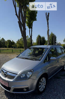 Минивэн Opel Zafira 2006 в Харькове