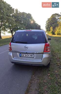 Минивэн Opel Zafira 2012 в 