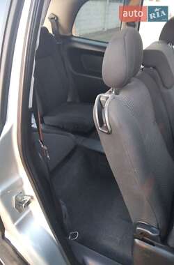Минивэн Opel Zafira 2004 в 