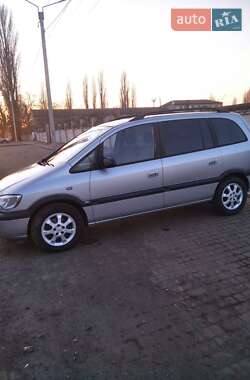 Минивэн Opel Zafira 2004 в 