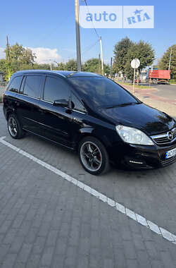 Мінівен Opel Zafira 2008 в Луцьку