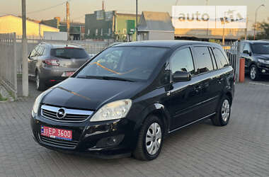 Минивэн Opel Zafira 2010 в Ровно