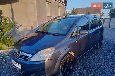Минивэн Opel Zafira 2008 в 