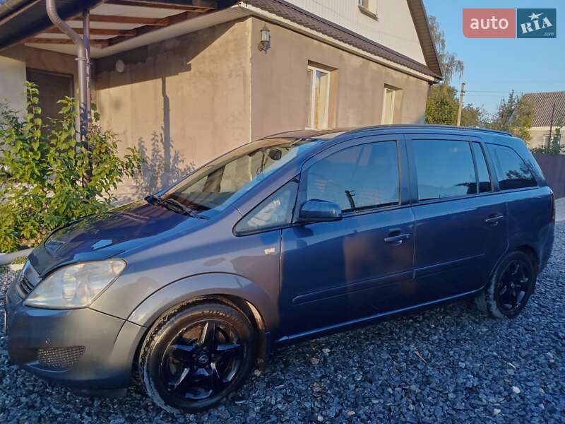 Минивэн Opel Zafira 2008 в Тернополе