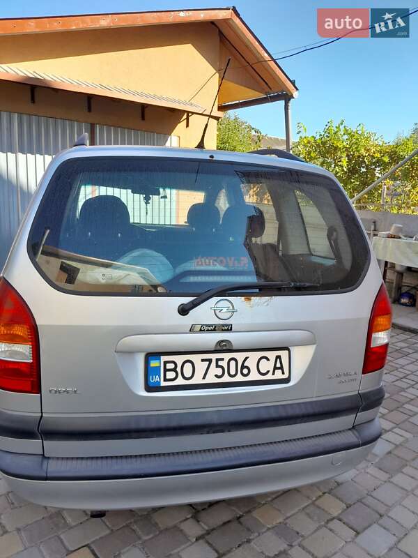Минивэн Opel Zafira 2002 в Бережанах