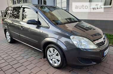 Минивэн Opel Zafira 2008 в Виннице