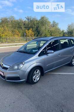 Минивэн Opel Zafira 2006 в Запорожье