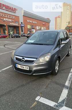 Минивэн Opel Zafira 2008 в Броварах