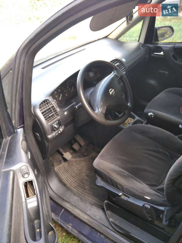 Мінівен Opel Zafira 2000 в Шептицькому