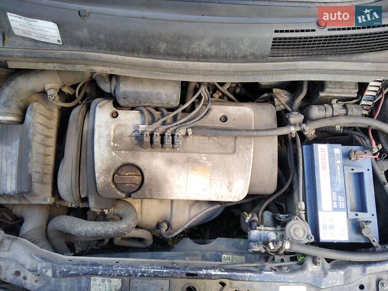 Мінівен Opel Zafira 2000 в Шептицькому