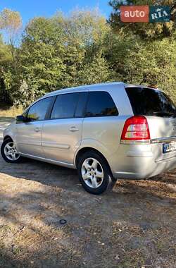 Мінівен Opel Zafira 2008 в Переяславі