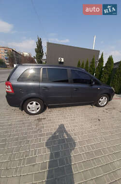 Минивэн Opel Zafira 2008 в Каменец-Подольском