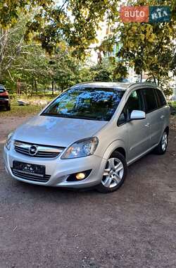 Мінівен Opel Zafira 2012 в Черкасах