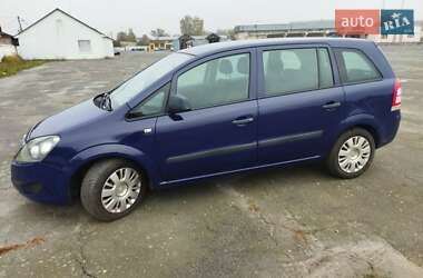 Минивэн Opel Zafira 2011 в Звягеле