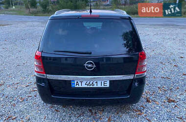 Мінівен Opel Zafira 2010 в Надвірній