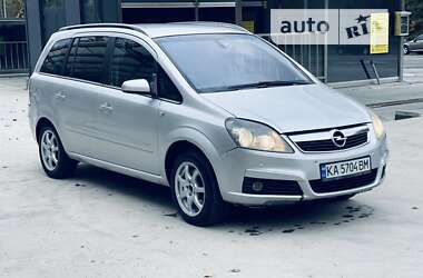 Минивэн Opel Zafira 2006 в Киеве