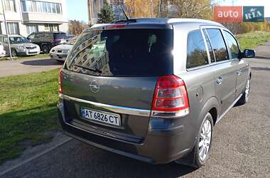 Мінівен Opel Zafira 2010 в Львові