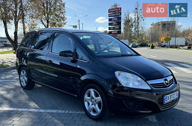 Мінівен Opel Zafira 2008 в Хмельницькому