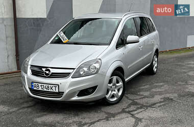 Минивэн Opel Zafira 2011 в Виннице