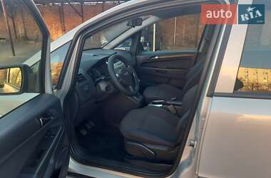 Мінівен Opel Zafira 2009 в Хмельницькому