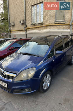 Мінівен Opel Zafira 2006 в Києві