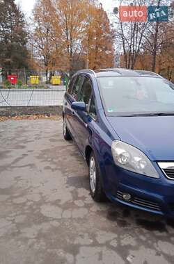 Минивэн Opel Zafira 2007 в Луцке