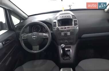 Минивэн Opel Zafira 2006 в 
