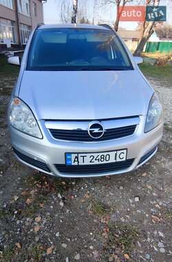 Мінівен Opel Zafira 2006 в Івано-Франківську