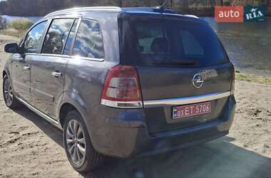 Мінівен Opel Zafira 2010 в Полтаві