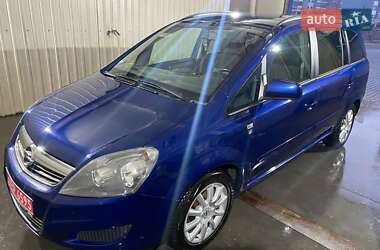 Мінівен Opel Zafira 2010 в Луцьку