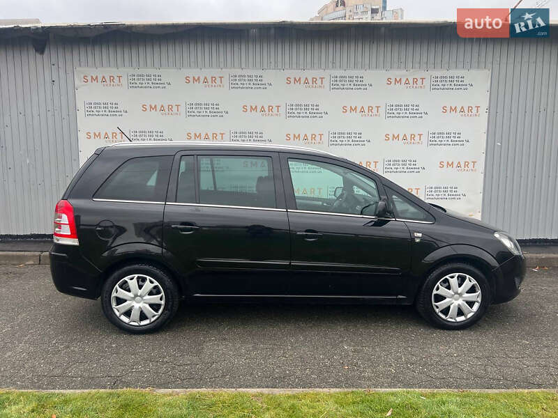 Минивэн Opel Zafira 2012 в Киеве фото 6 Минивэн Opel Zafira 2012 в Киеве