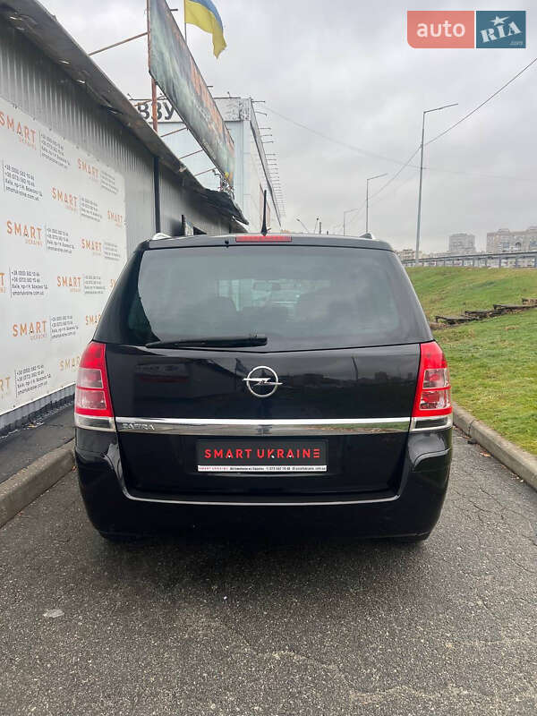 Минивэн Opel Zafira 2012 в Киеве фото 8 Минивэн Opel Zafira 2012 в Киеве